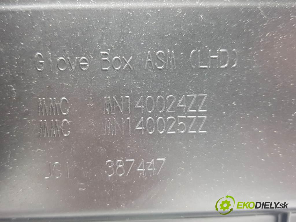 MITSUBISHI COLT VI Z30 2006 70 kW VI Z30 1332 Priehradka, kastlík spolujazdca MN140024ZZ (Priehradky, kastlíky)