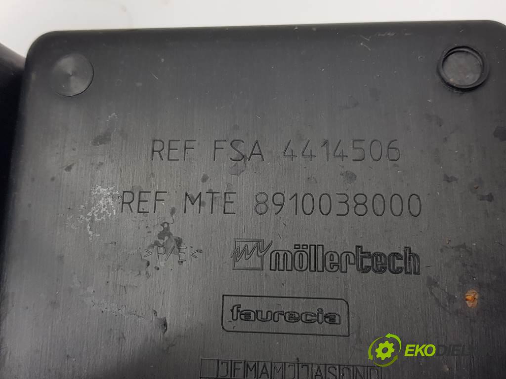 CITROEN BERLINGO II 2012 90 kW II 1560 Priehradka, kastlík spolujazdca 8910038000 (Priehradky, kastlíky)