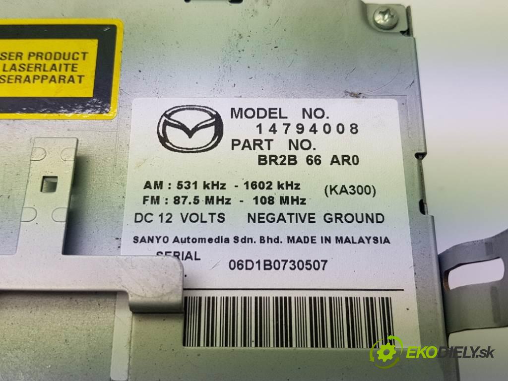MAZDA 3 BK 2006 77kW BK 1598 RADIO 14794008 (Audio zariadenia)