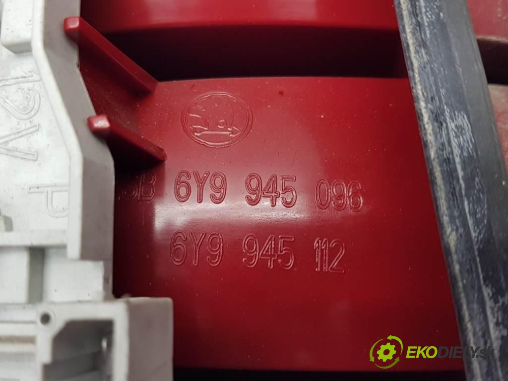 SKODA FABIA I KOMBI 2005 10 kW I KOMBI 1.9 TDI světlo zadní část pravá KOMPLET 6Y9945095/6Y9945096
