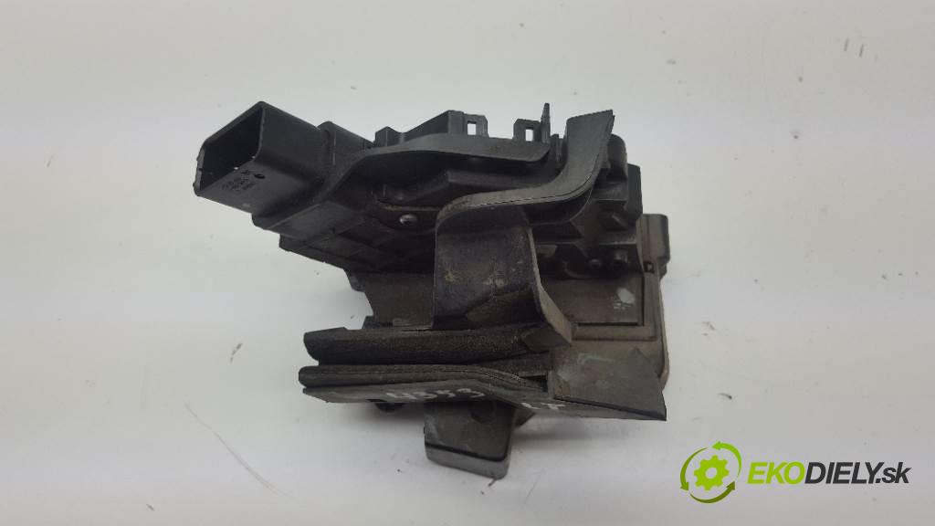 FORD S-MAX I 2.0 TDCI 2008 96 kW I 2.0 TDCI 1997 zámok zadní část levý 6PIN