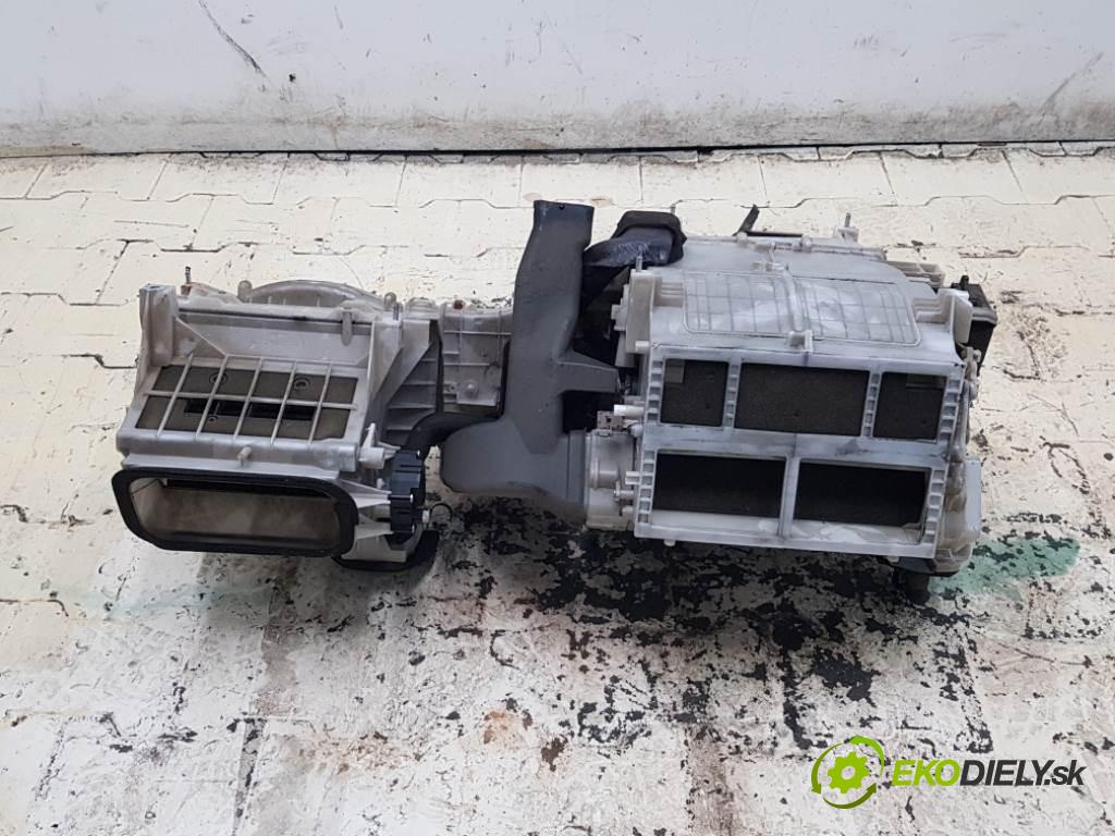 MITSUBISHI PAJERO IV 2007 125 kW IV 3200 Výhrevné teleso, radiátor kúrenia 4432107973 (Radiátory kúrenia)