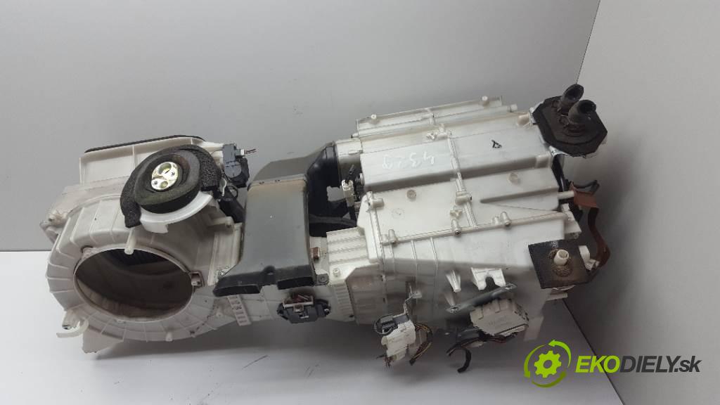 MITSUBISHI PAJERO IV 2007 125 kW IV 3200 Výhrevné teleso, radiátor kúrenia 4432107973 (Radiátory kúrenia)