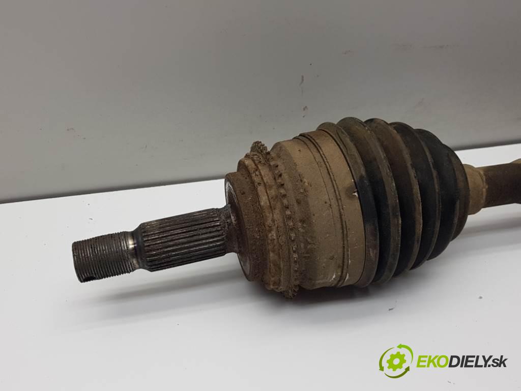 MITSUBISHI PAJERO IV 2007 125 kW IV 3200 Poloos ľavá strana  (Poloosy)