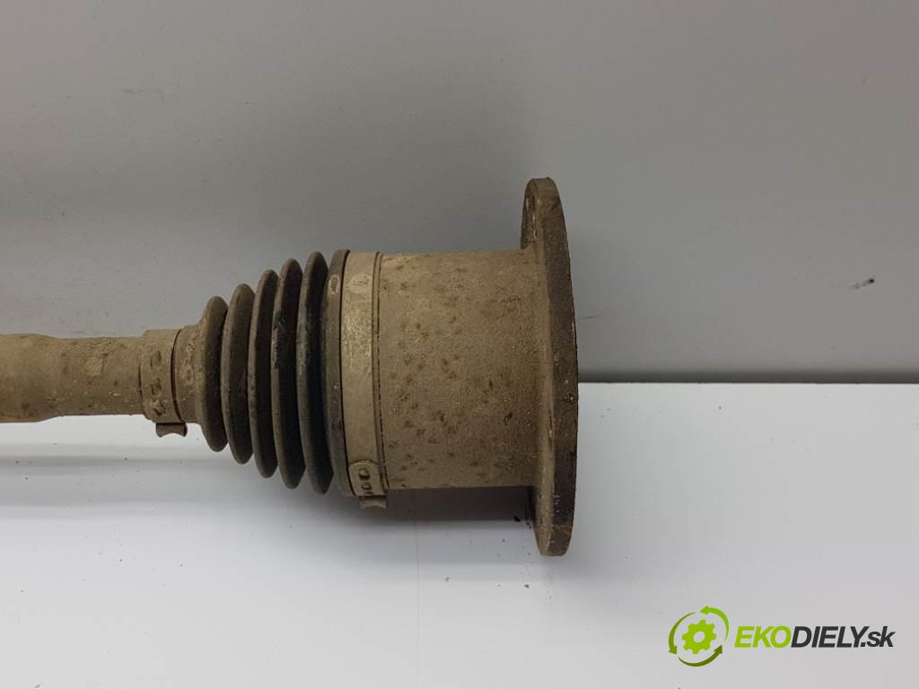 MITSUBISHI PAJERO IV 2007 125 kW IV 3200 Poloos pravá  (Poloosy)