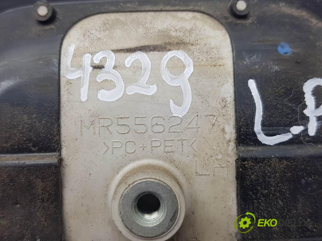 MITSUBISHI PAJERO IV 2007 125 kW IV 3200 Kľučka vonkajšia predný ľavá strana S18B