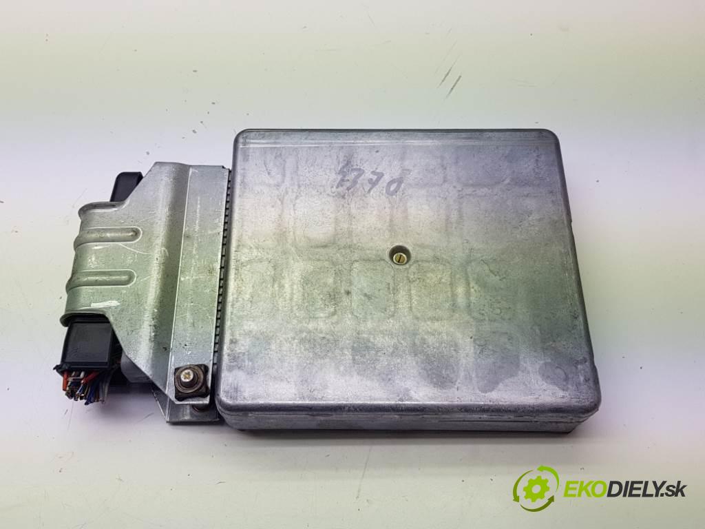 FORD FOCUS MK1 1999 100 kW MK1 1596 riadiaca jednotka Motor 98ABCXA (Riadiace jednotky)