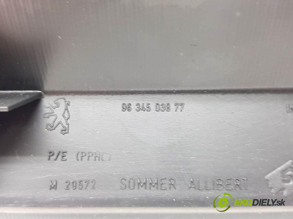 PEUGEOT 307 LIFT 2006 80 kW LIFT 1560 Priehradka, kastlík spolujazdca 9634503877 (Priehradky, kastlíky)