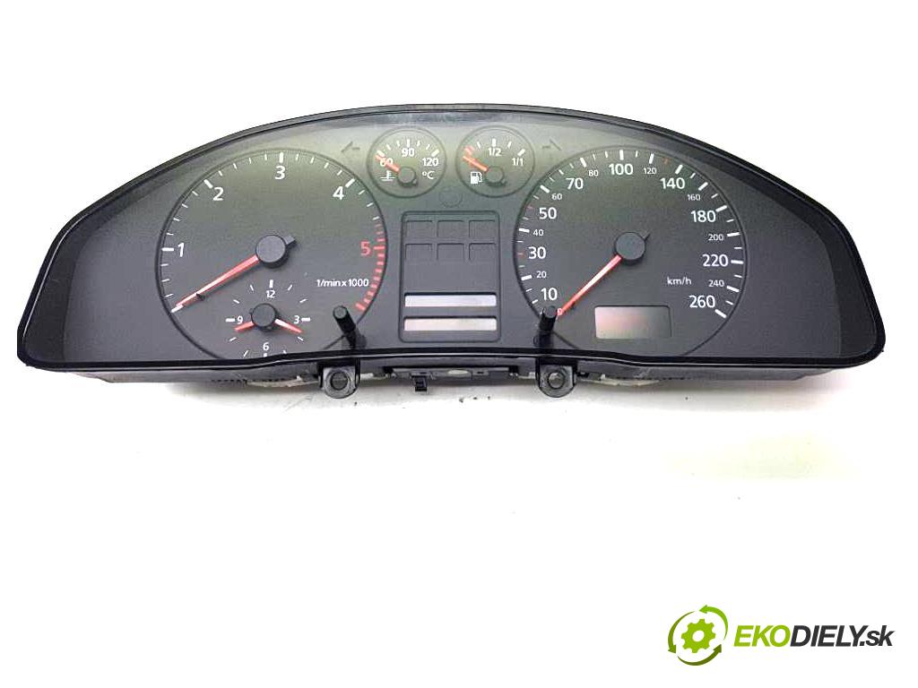 AUDI A4 B5 1998 110 kW B5 1896 Prístrojovka 8D0919861D (Prístrojové dosky, displeje)