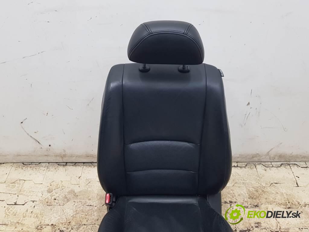 NISSAN MAXIMA A34 2005 258 kW A34 3498 Sedadlo ľavy PODGRZEWANY  (Sedačky, sedadlá)
