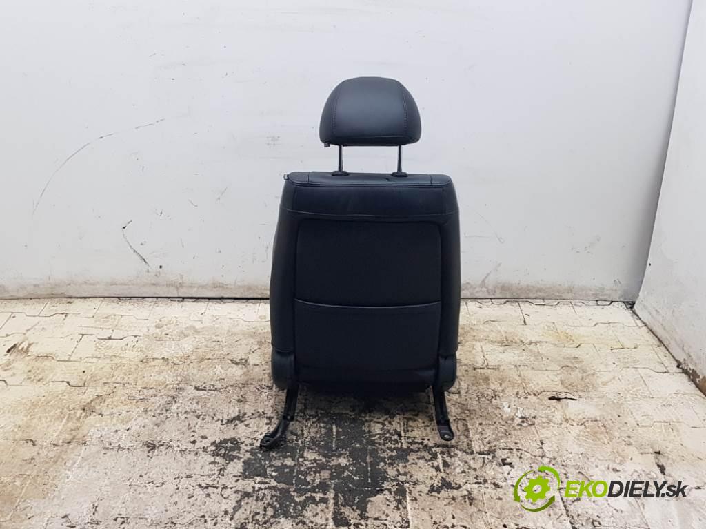 NISSAN MAXIMA A34 2005 258 kW A34 3498 Sedadlo ľavy PODGRZEWANY  (Sedačky, sedadlá)