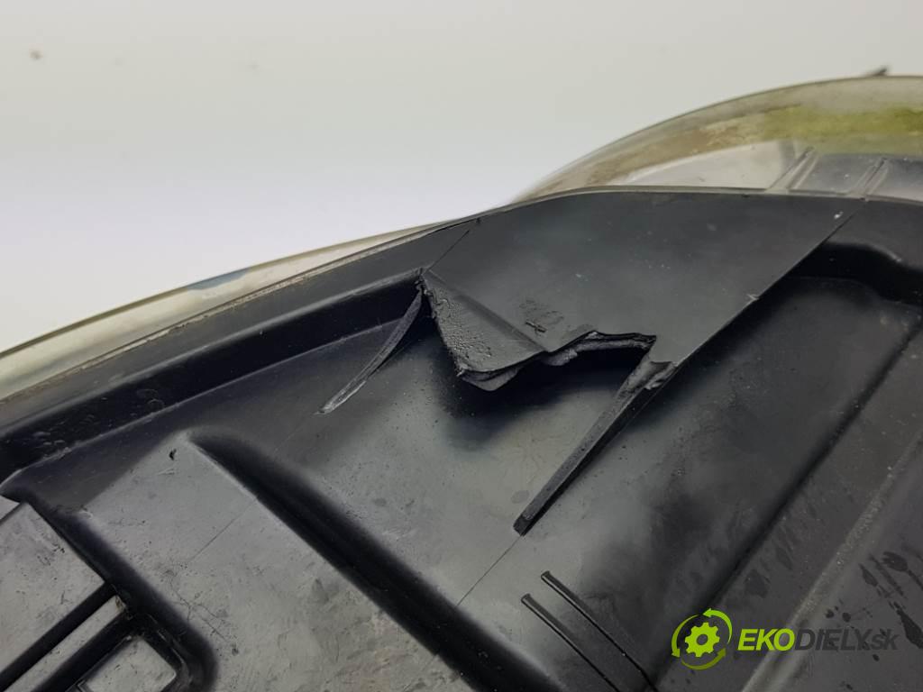 VOLKSWAGEN PASSAT B6 2006 77kW B6 1896 Svetlomet pravy 3C0941006Q (Pravé)