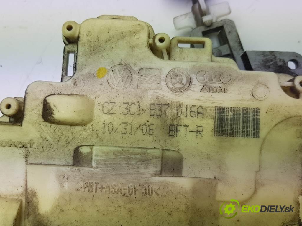 VOLKSWAGEN PASSAT B6 2006 77kW B6 1896 zámok přední část pravý 3C1837016A 6PIN