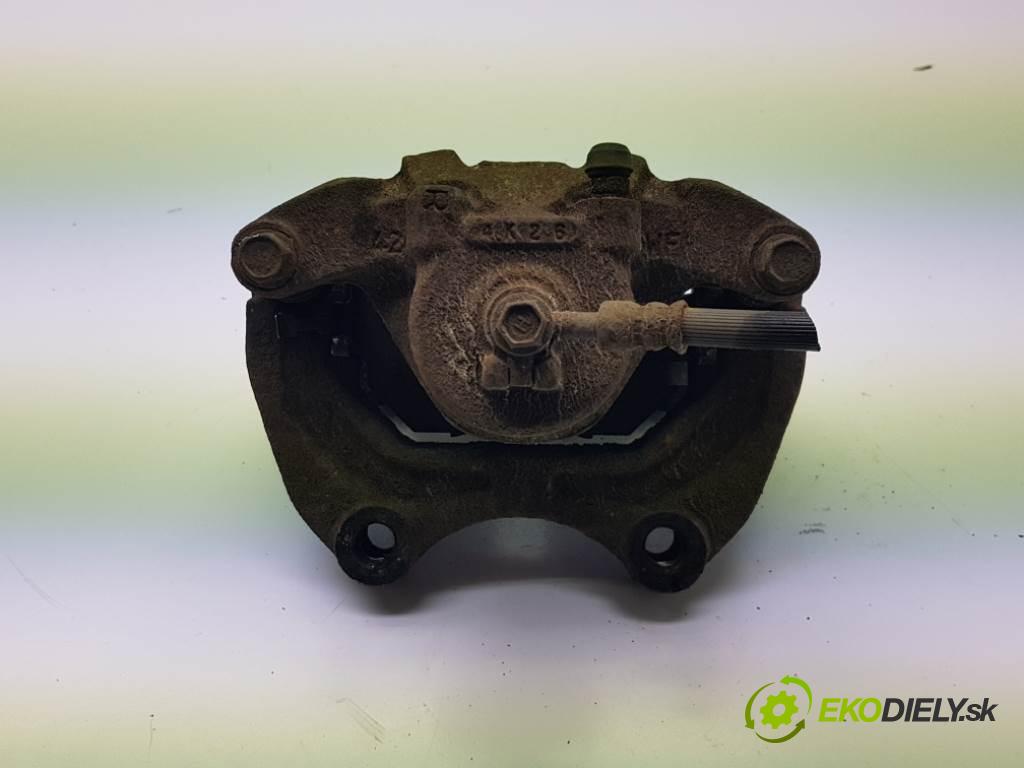 NISSAN MAXIMA A34 2005 258 kW A34 3498 Brzdič strmeň predný pravy  (Ostatné)