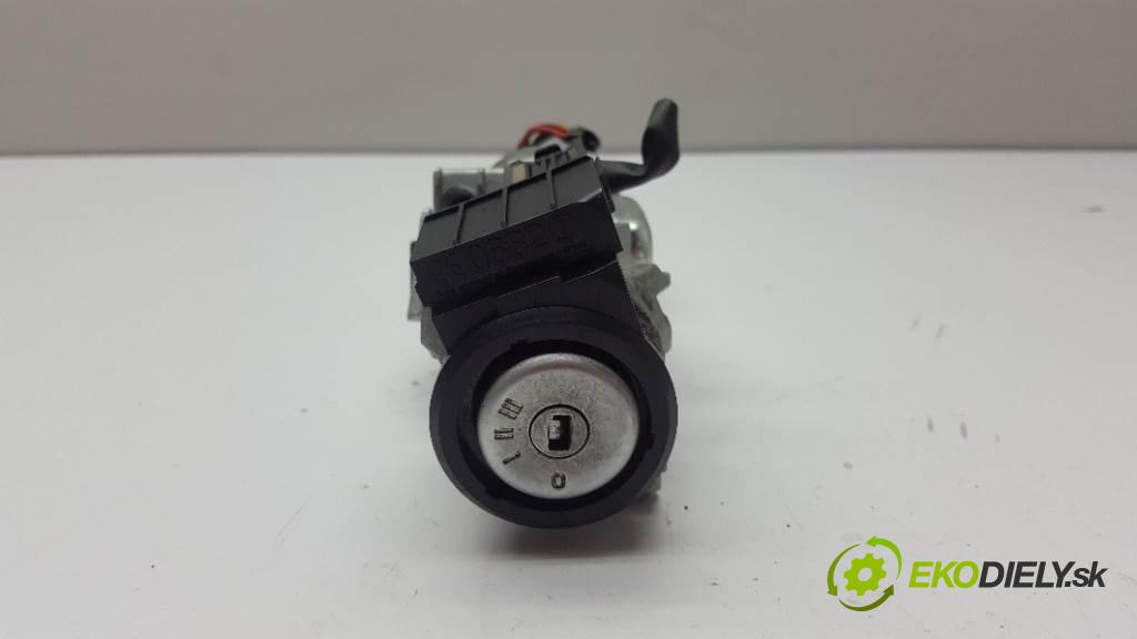 FORD FOCUS MK2 2006 90 kW MK2 1560 spinačka 3M513F88AC (Spínacie skrinky a kľúče)