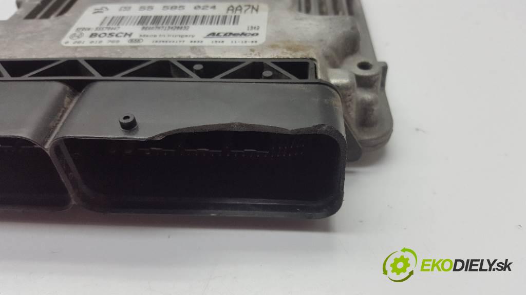 OPEL INSIGNIA A 2012 160 kW A 1956 riadiaca jednotka Motor 0281018769 (Riadiace jednotky)