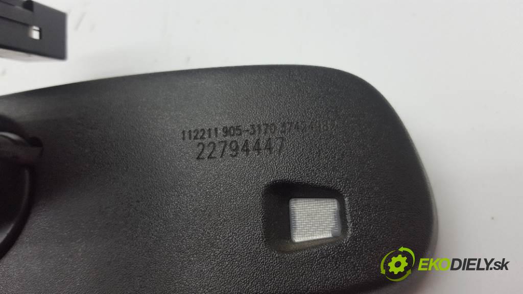 OPEL INSIGNIA A 2012 160 kW A 1956 zpětné zrcátko vnitřní  (Světla vnitřní)