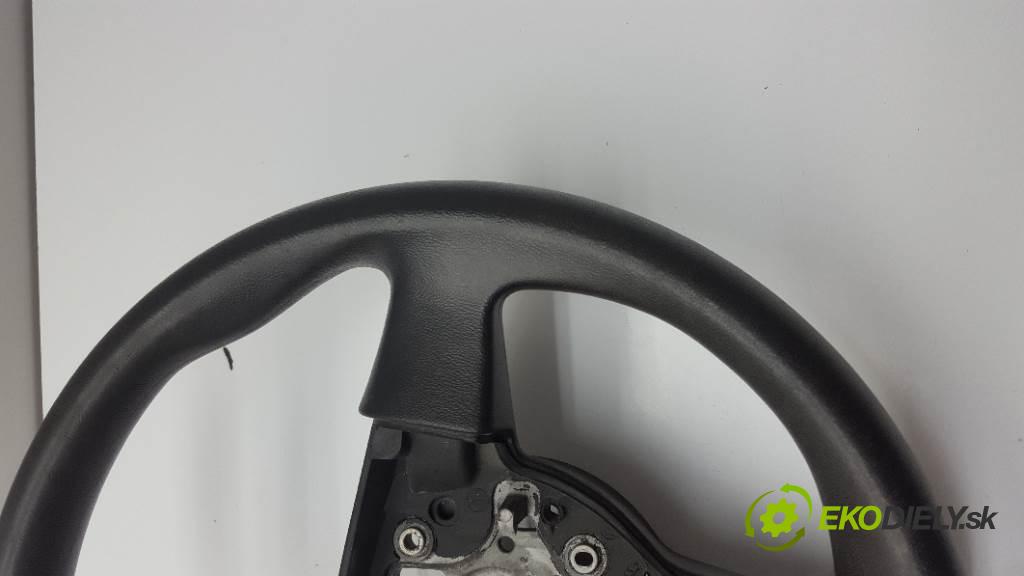 SEAT ALTEA   2006 105 kW   1524 Volant 5P0419091 (Volanty)