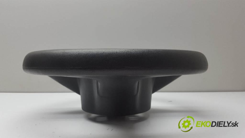 SEAT ALTEA   2006 105 kW   1524 Volant 5P0419091 (Volanty)