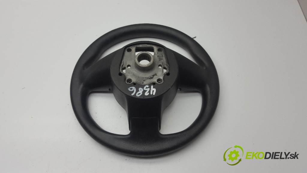 SEAT ALTEA   2006 105 kW   1524 Volant 5P0419091 (Volanty)