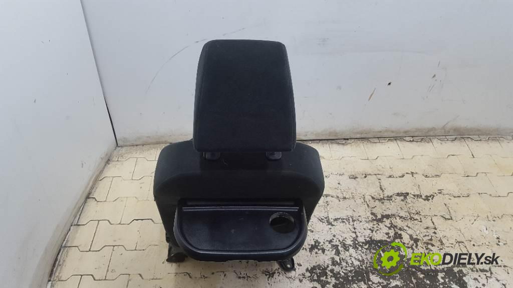 FORD C-MAX I  2008 90 kW I  1560 Sedadlo ľavy  (Sedačky, sedadlá)