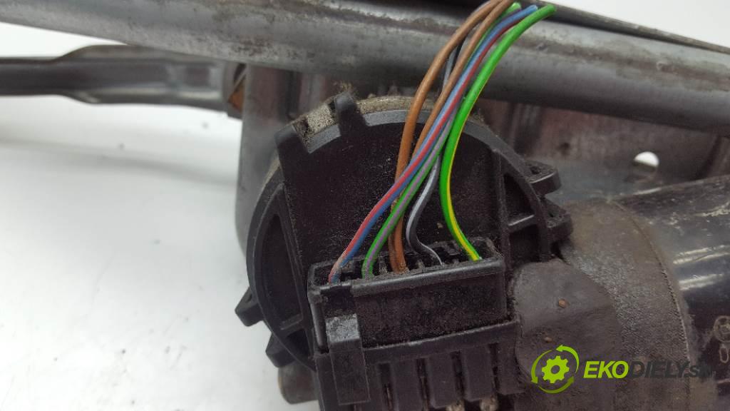 VOLKSWAGEN PASSAT B5 LIFT FL 2001 150 kW B5 LIFT FL 1781 Mechanizmus stieračov predný 8D1955113B 6PIN (Motorčeky stieračov predné)