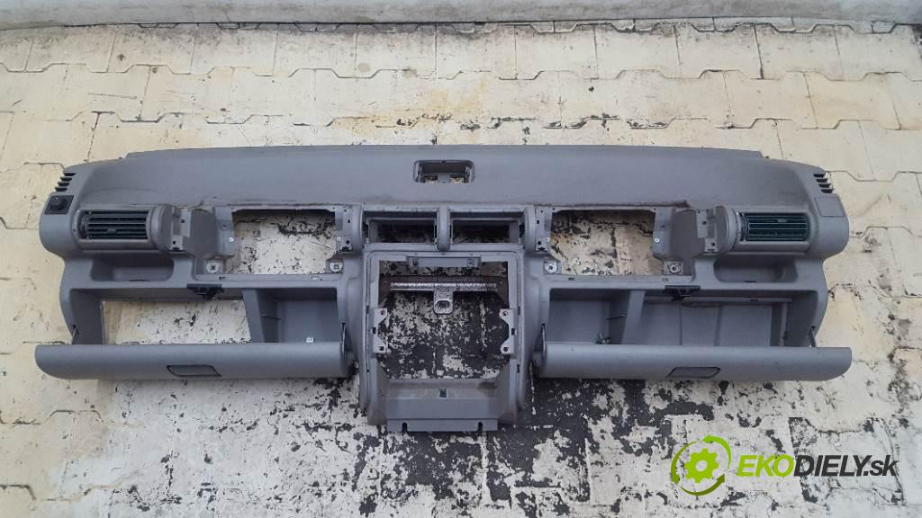 LAND ROVER FREELANDER I 3 D 2000 72 kw I 3 D 1994 Priehradka, kastlík spolujazdca KOMPLET  (Priehradky, kastlíky)