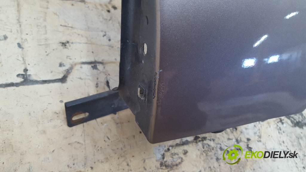 CHRYSLER 300-SERIES  1999     3.5 blatník přední část levý