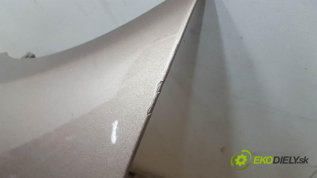 CHRYSLER 300-SERIES  1999     3.5 blatník přední část levý