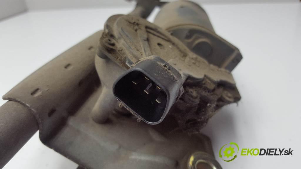 TOYOTA YARIS i 2002 50kw i 998 Mechanizmus stieračov predný 851100D020 5PIN (Motorčeky stieračov predné)