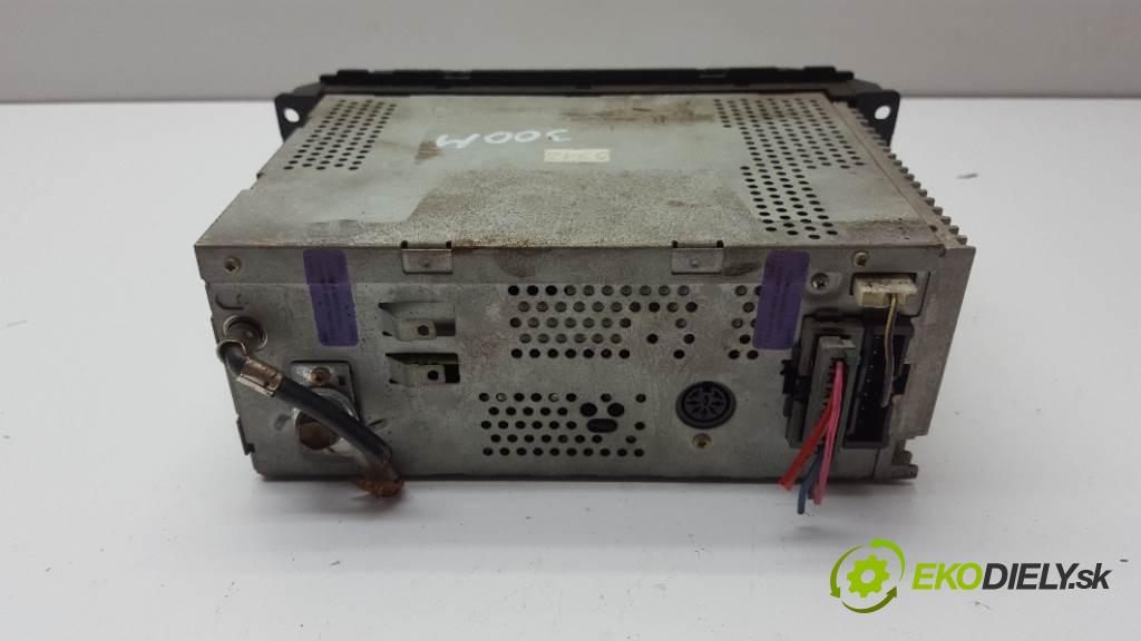 CHRYSLER 300-SERIES  1999     3.5 RADIO  (Audio zariadenia)