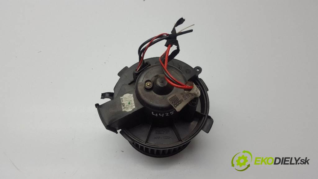 CITROEN XSARA PICASSO I 2002 70kw I 1587 Ventilátor ventilátor kúrenia 8PIN (Ventilátory kúrenia)