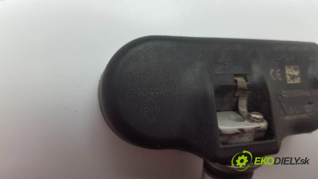 RENAULT SCENIC GRAND II 2006 120 kW GRAND II 1870 Snímač tlaku 8200444920 (Snímače tlaku)