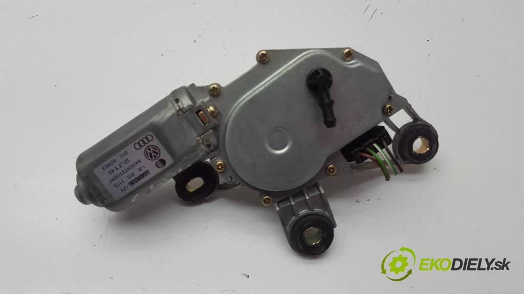 VOLKSWAGEN GOLF IV    IV  motorek stěračů zadní část 1J6955711G 4PIN