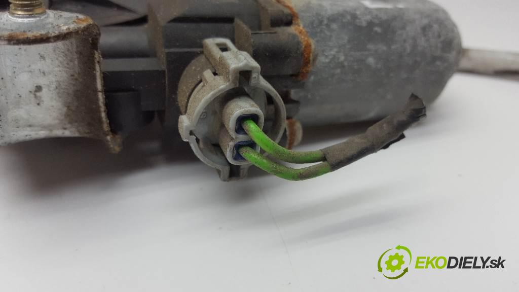 IVECO DAILY 35 S13 2005 92kW 35 S13 2800 mechanismus okna přední část levý 2PIN