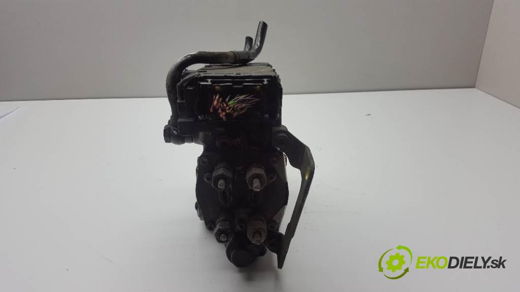 OPEL VECTRA C C 2003 92kw C 2172 Pumpa vstrekovacia 55352862 (Vstrekovacie čerpadlá)