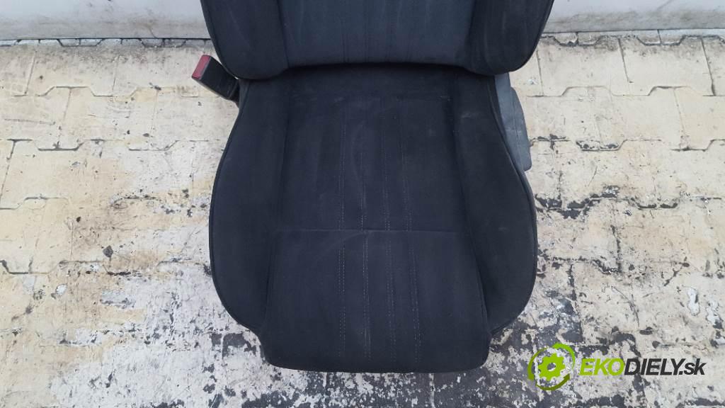 ALFA ROMEO 159        sedadlo levý WELUROWY (Sedačky, sedadla)