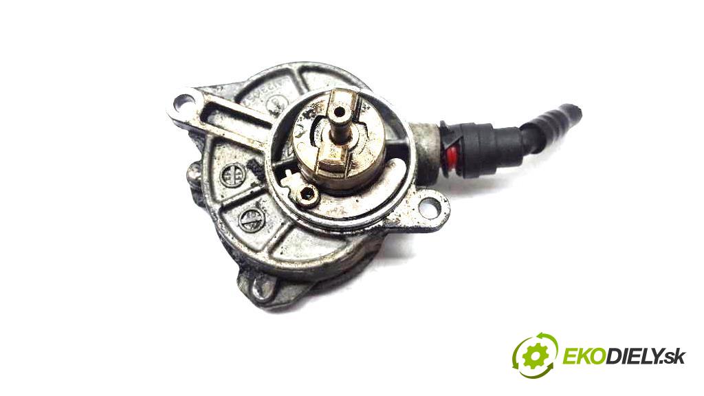 MERCEDES W203 C220 CDI 2006 150 kW C220 CDI 2148 pumpa vakuová 64623065