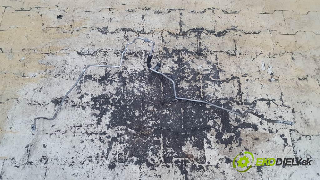 SMART FORFOUR I 2005 55kw I 1124 rúrka klimatizácie 4548300815 (Rúrky klimatizácie)