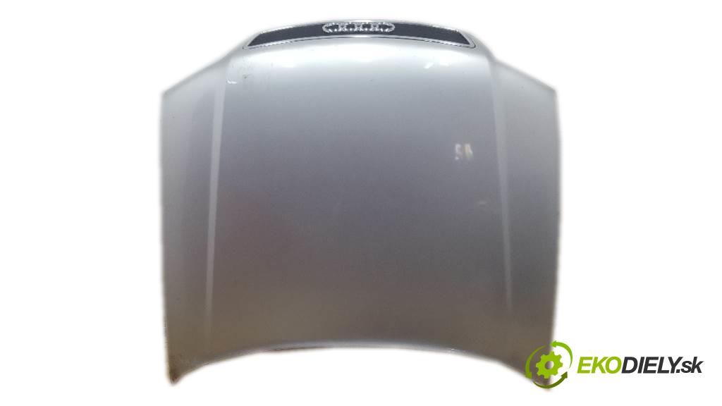 AUDI A8  1999 191kW    3697 kapota LY7W