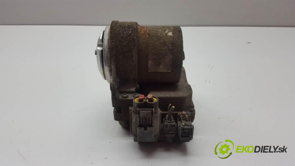 MERCEDES-BENZ W169   2008 70kw   1498 Pumpa servočerpadlo 6700001832 (Servočerpadlá, pumpy riadenia)