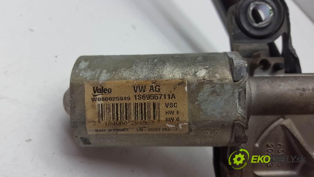 SKODA CITIGO  2017 44kw    999 motorek stěračů zadní část 1S6955711A 4PIN