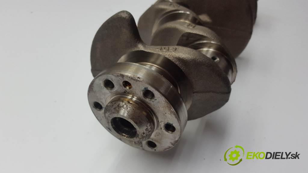 VOLKSWAGEN GOLF VI   2013 77 kw   1598 Kardaň, hriadeľ KLIKA: 03L102101 (Ostatné)