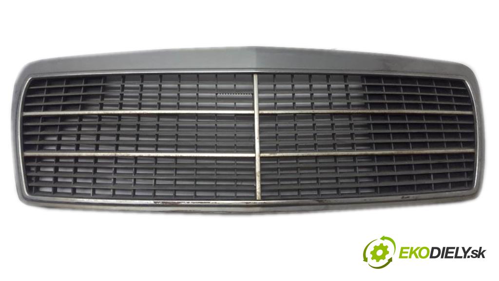 MERCEDES-BENZ W210 W210 1997 55kw W210 2155 mřížka maska 2108880623 (Mřížky (masky) chladičů)