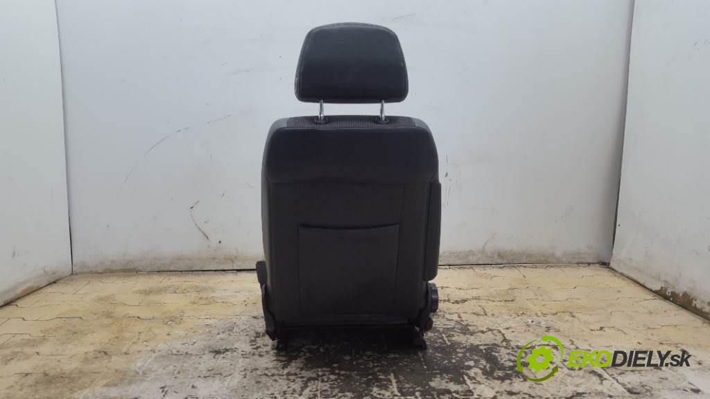 OPEL ZAFIRA B 2007 0 kW B 0 Sedadlo pravy  (Sedačky, sedadlá)