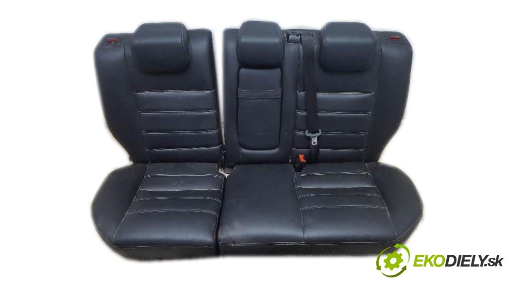 FORD KUGA I 2009 136 kW I 1997 Sedadlo zad  (Sedačky, sedadlá)