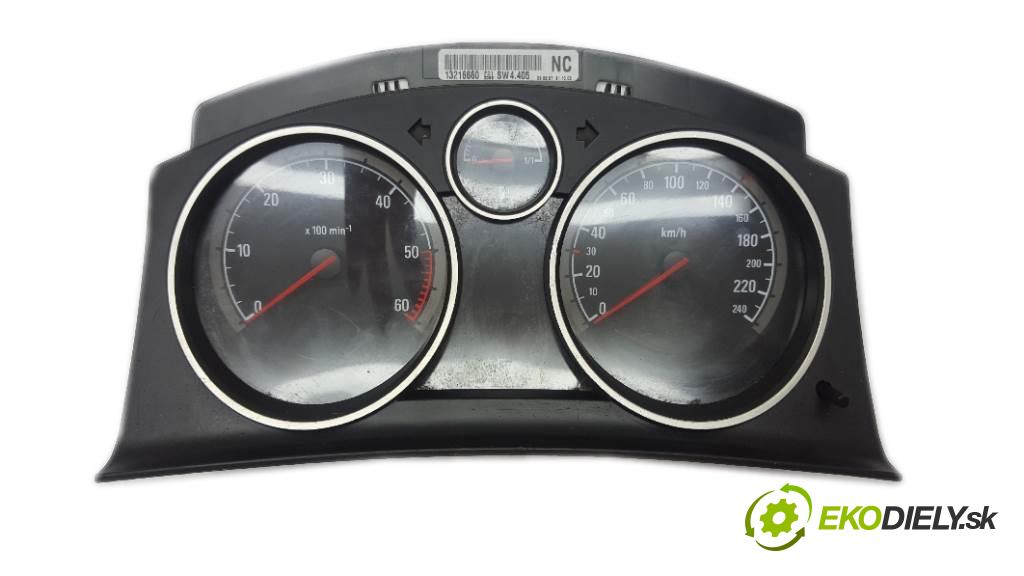 OPEL ZAFIRA B 2007 88kw B 1910 Prístrojovka 13216660 (Prístrojové dosky, displeje)