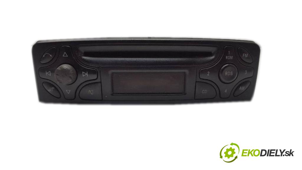MERCEDES-BENZ C270 CDI W203 2001 125kw W203 2685 RADIO 2038201786 (Audio zariadenia)