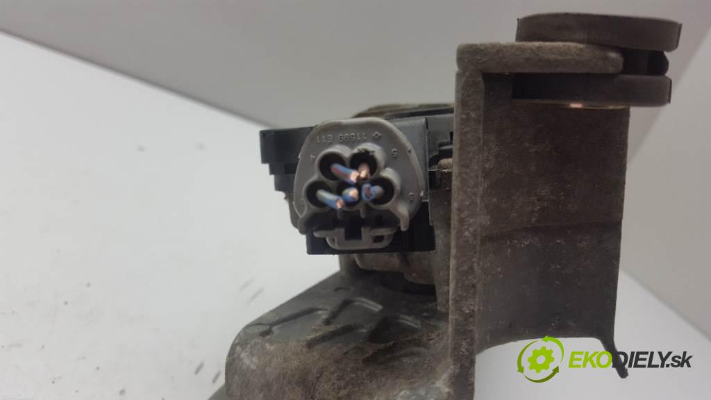 MAZDA PREMACY   2001 74kw   1840 Mechanizmus stieračov predný 849200-7121 5PIN (Motorčeky stieračov predné)