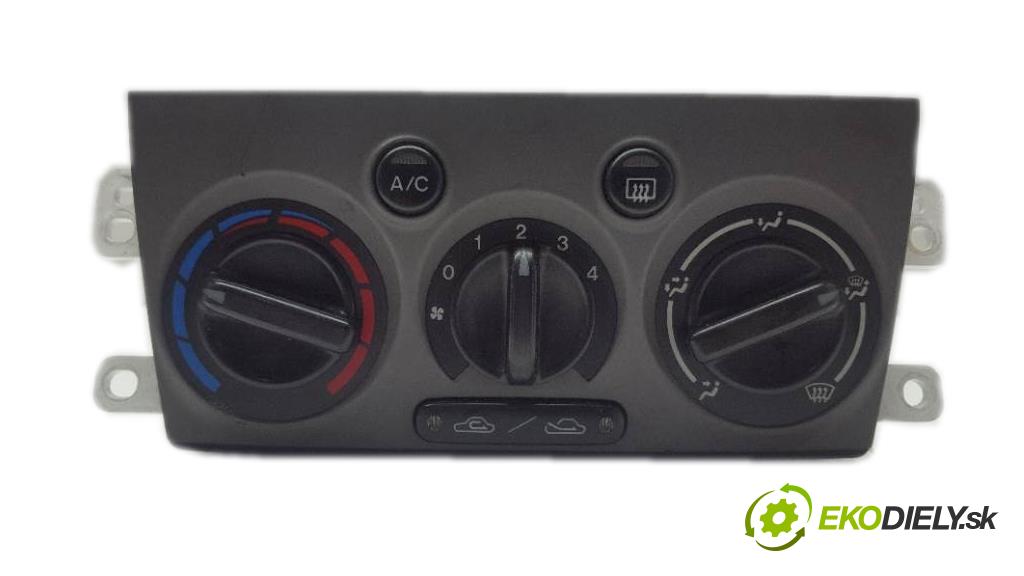 MAZDA PREMACY   2001 74kw   1840 Panel ovládania kúrenia CB08A / 1A30 (Prepínače, spínače, tlačidlá a ovládače kúrenia)